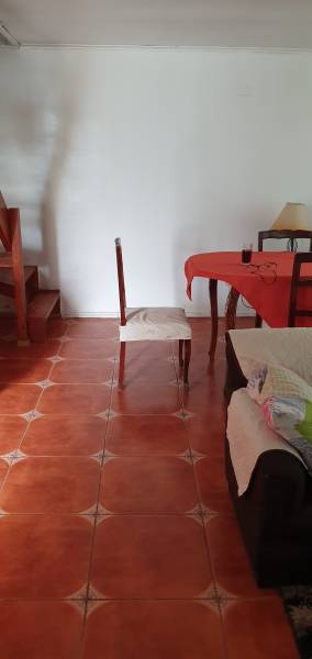 CURICO, VENDO CASA AISLADA