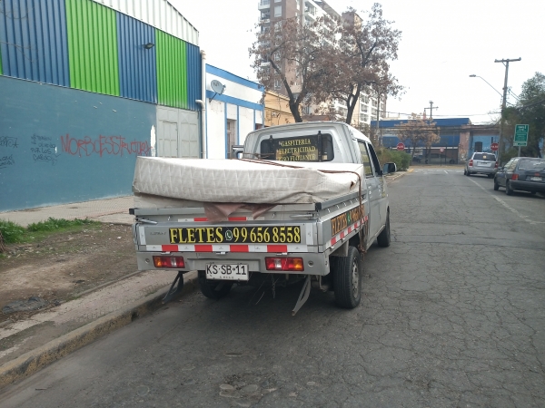 BOTAMOS BASURA Y RECOGEMOS LO .....