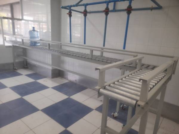MESAS DE POLINES PARA BIDONES