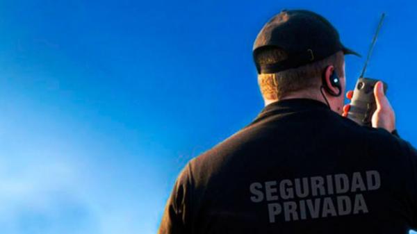 GUARDIA DE SEGURIDAD RETAIL 