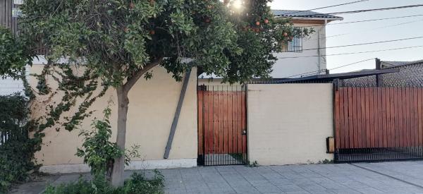 SE ARRIENDA HERMOSA CASA EN MAIPÚ