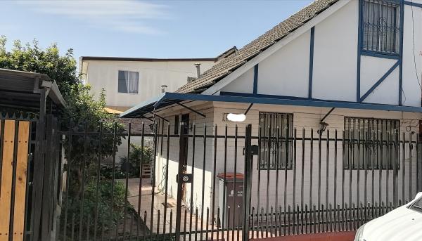 ARRIENDO CASA EN MAIPÚ 2 DORMITORIOS 