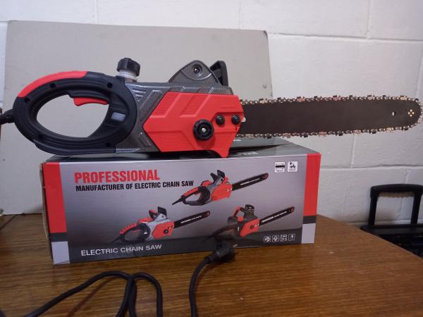 MOTOSIERRA ELECTRICA