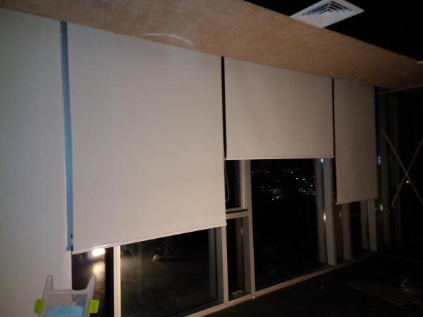 CORTINAS ROLLER MOTORIZADAS A MEDIDA