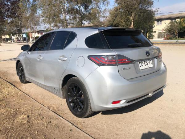 LEXUS CT200H