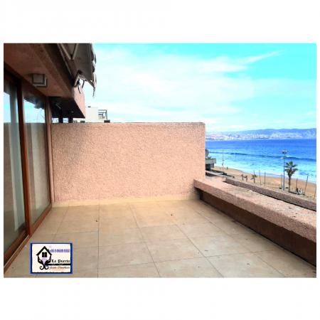 HERMOSO DEPARTAMENTO FRENTE AL MAR