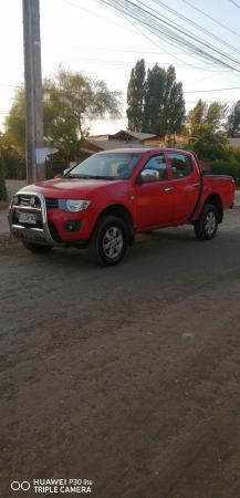 VENDO CAMIONETA MITSUBISHI 2013