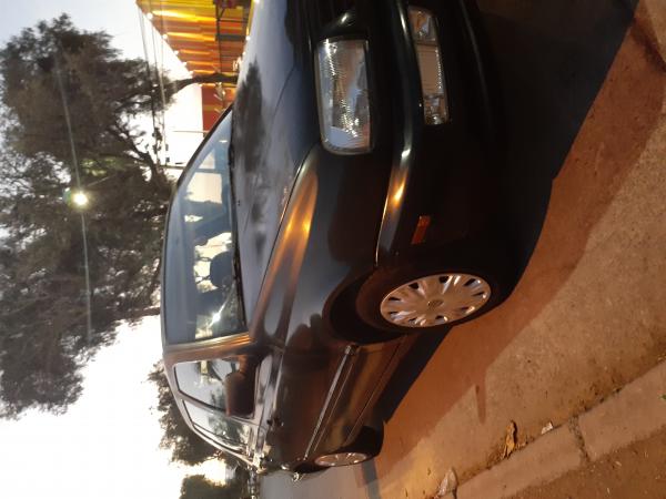VOLKSWAGEN VENTO GL 1.8