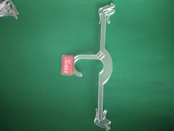 COLGADORES PARA ROPA BARATOS