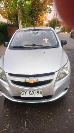 AUTOMOVIL CHEVROLET SAIL COLOR GRIS