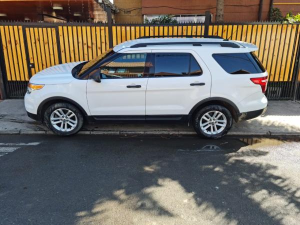 VENDO FORD EXPLORER 2.0