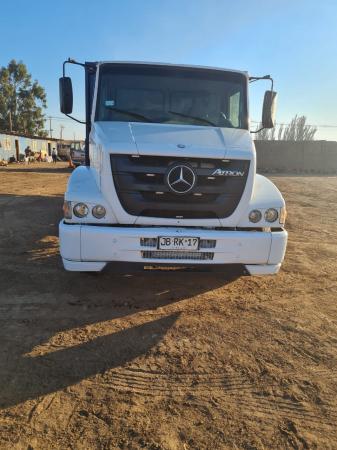 CAMION MERCEDES MODELO ATRON 23 24