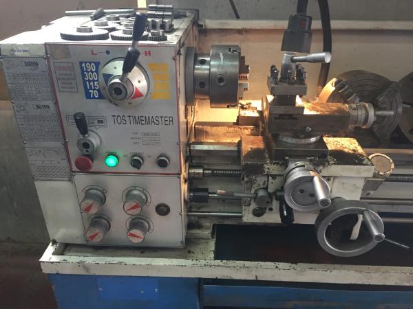 TORNO PARALELO 1 MT 380 V