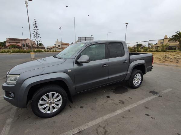 VOLKSWAGEN AMAROK HIGHLINE