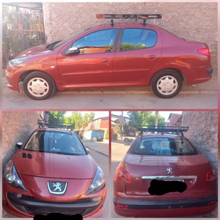 VENDO PEGEOT 207 SEDÁN