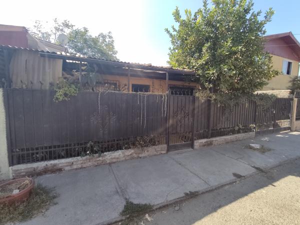 VENDO CASA SOLIDA EN P.A.C.