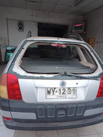 INSTALACIÓN DE PARABRISAS 