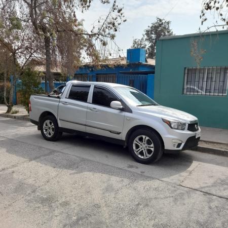 CAMIONETA SSANGYONG ACTYON 