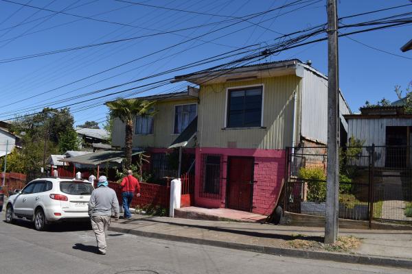 SE VENDE CASA Y NEGOCIO EN NACIMIENTO 