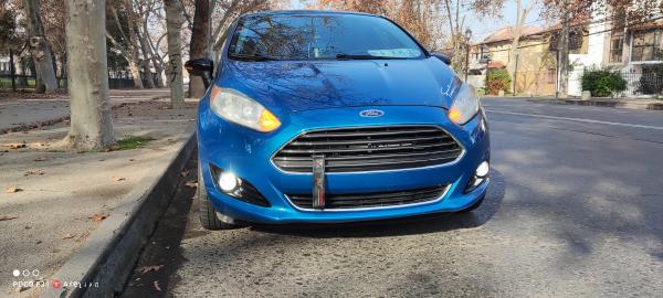 FORD FIESTA SES FULL