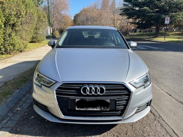 AUDI A3 1.4 35 TFSI STRONIC