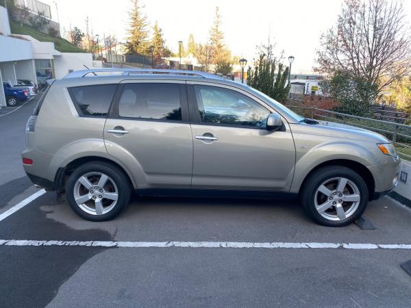 MITSUBISHI OUTLANDER K2 4X4
