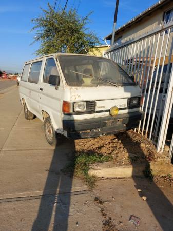 VENDO POR ENCARGO FURGÓN TOYOTA LITE ACE 1986