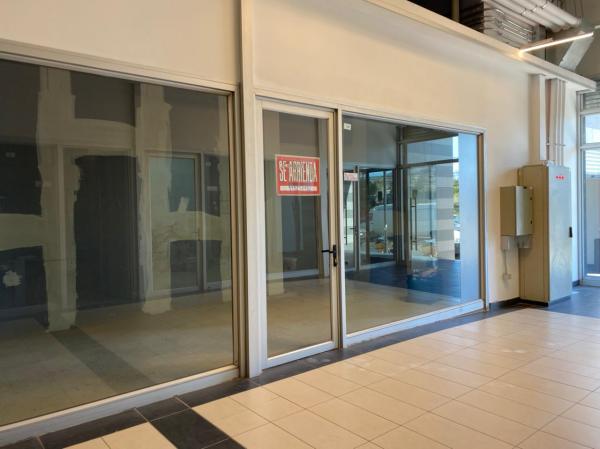 ARRIENDO LOCAL COMERCIAL NUEVO 