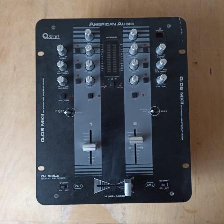 DJ MIXER Q-D5 MKII