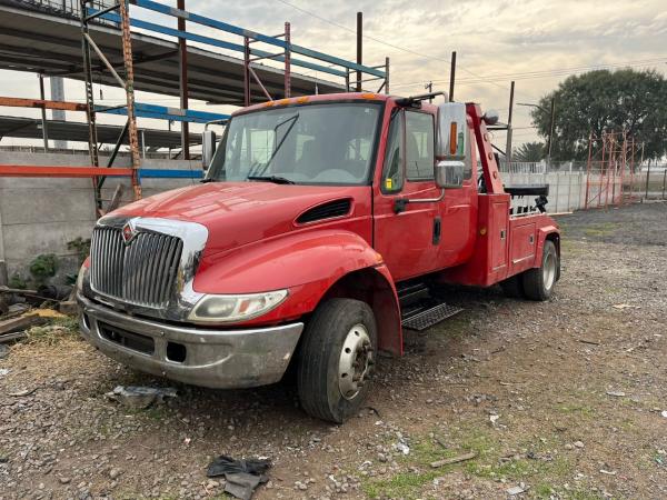 VENDO CAMION DE REMOLQUE