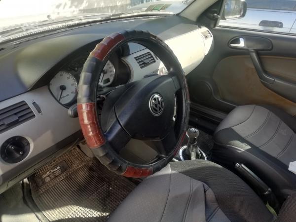 VOLKSWAGEN GOL CROSSOVER