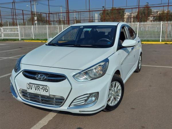 HYUNDAI ACCENT RB 1.4 AÑO 2018 FULL