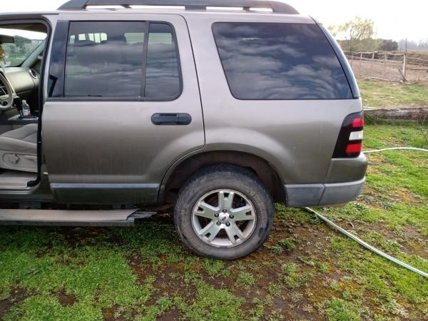 VENDO FORD EXPLORER 
