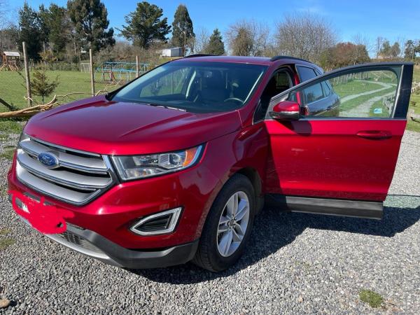 VENDO AUTO FORD-EDGE 