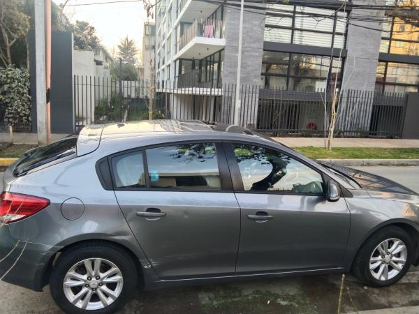 CHEVROLET CRUZE II HB LS 1.8 AT