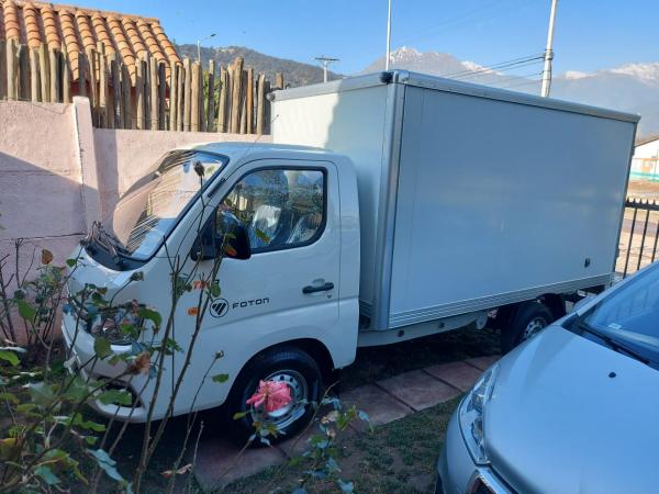 ARRIENDO CAMIONETA CARGO BOX PARA 1500 KG