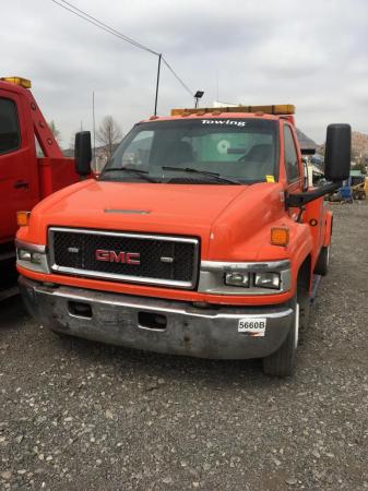 VENDO CAMION DE REMOLQUE