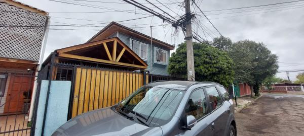 HERMOSA CASA DE 2 PISOS A PASOS DEL METRO DEL SOL 