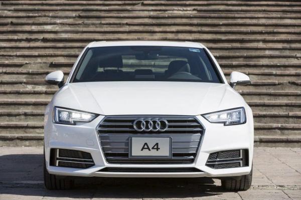AUDI A4 TFSI 2.0T SLINE