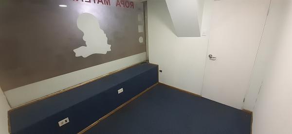 ARRIENDO OFICINA - SANTIAGO CENTRO