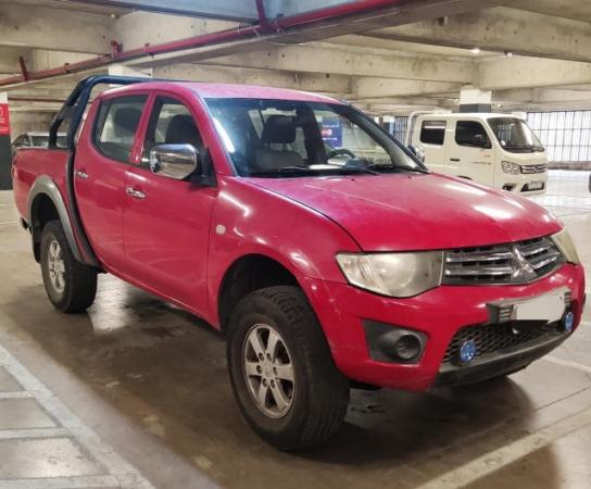 VENDO CAMIONETA KATANA L200 