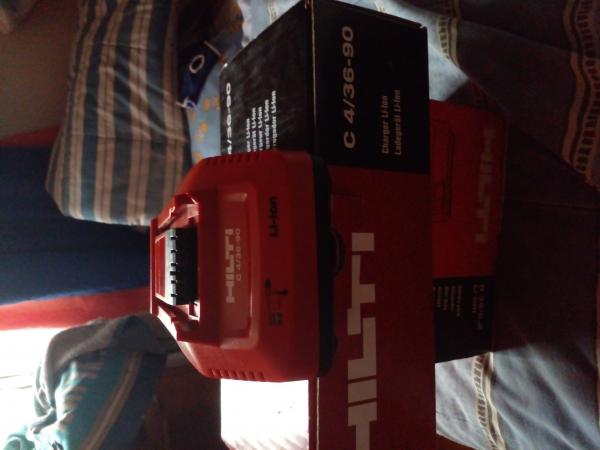 CARGADOR DE BATERIA HILTI C4/36-90