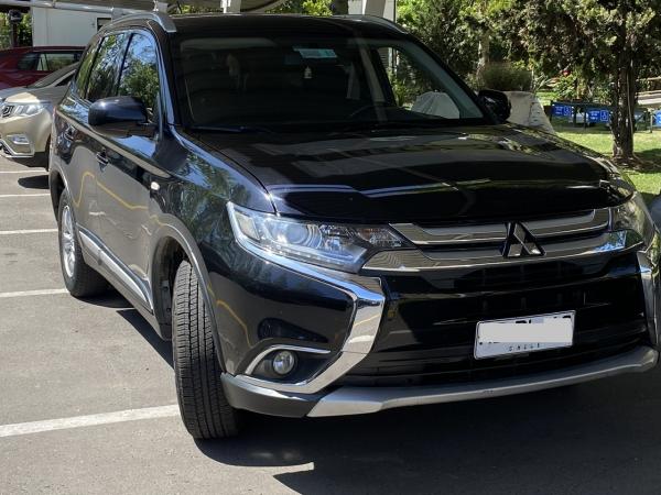 MITSUBISHI OUTLANDER 2.0 - 2015