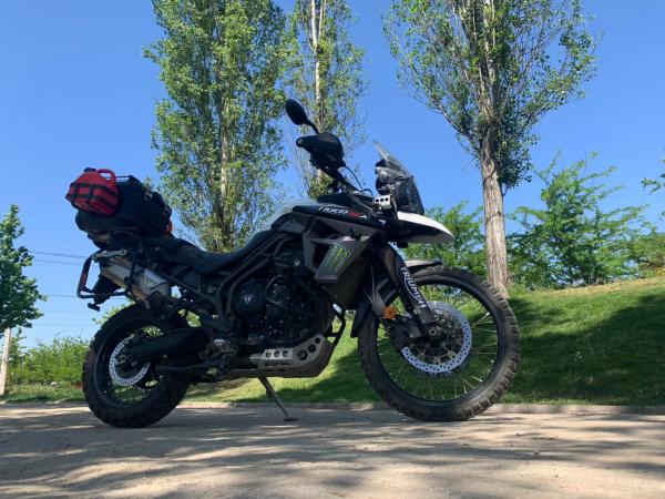 TRIUMPH TIGER 800 XCA