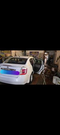 AUTOMÓVIL  NISANN SENTRA 