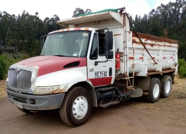 INTERNATIONAL 4400