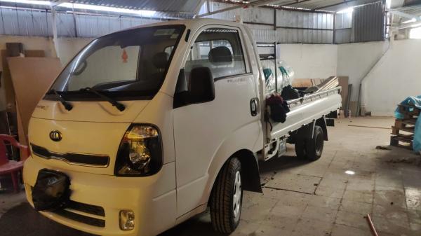 KIA FRONTIER DELUX