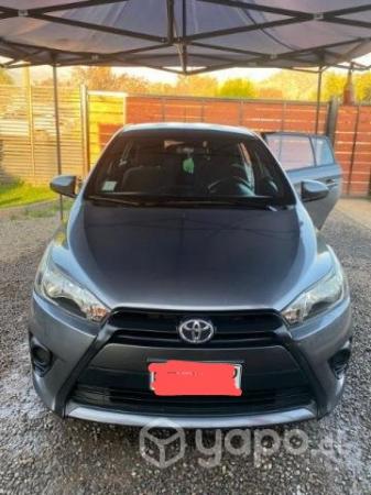 TOYOTA YARIS SPORT FULL AÑO 2015