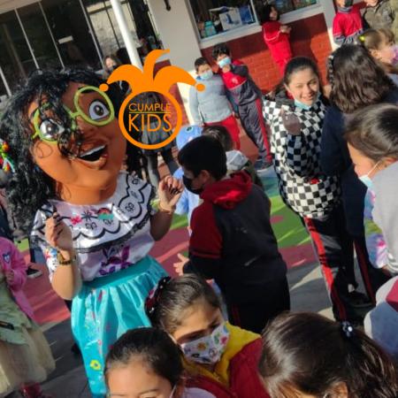UN ENCUENTRO MARAVILLOSO CON MIRABEL 