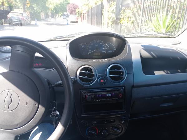 VENDO CHEVROLET SPARK 